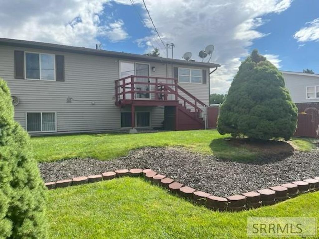 Image 5 of property listing at 586 Boyd, Chubbuck, ID 83202