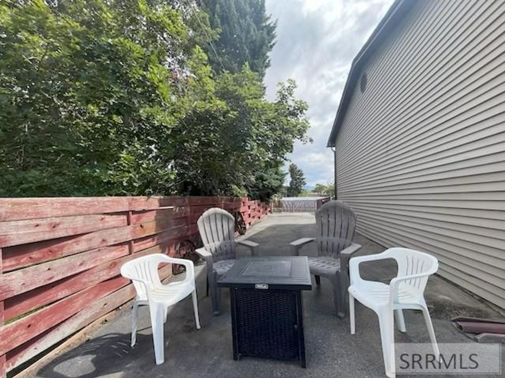 Image 7 of property listing at 586 Boyd, Chubbuck, ID 83202