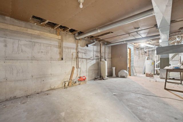 122 N State STREET, Neshkoro, WI 54960