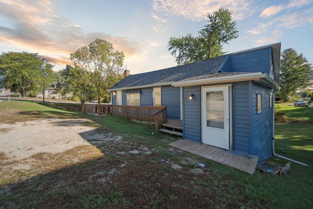 122 N State STREET, Neshkoro, WI 54960