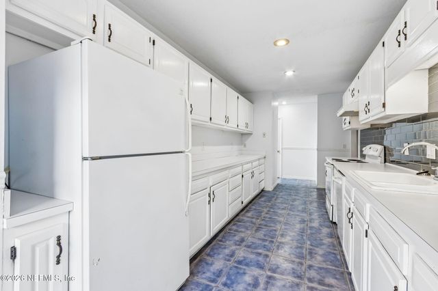 604 11TH Avenue S, Jacksonville Beach, FL 32250