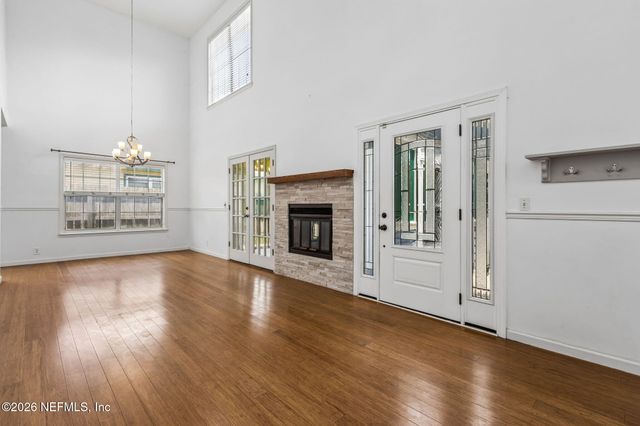 604 11TH Avenue S, Jacksonville Beach, FL 32250