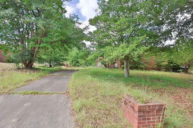435 Bowen Boulevard, Columbus, GA 31907