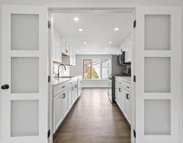 132 Fontana AVENUE, Fontana, WI 53125