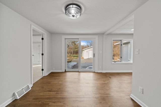 132 Fontana AVENUE, Fontana, WI 53125