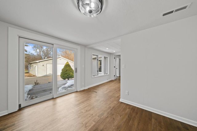 132 Fontana AVENUE, Fontana, WI 53125