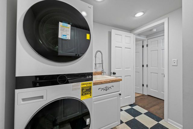 132 Fontana AVENUE, Fontana, WI 53125