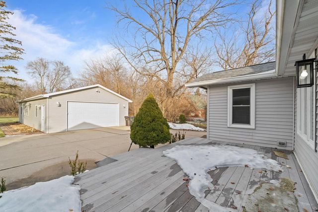 132 Fontana AVENUE, Fontana, WI 53125