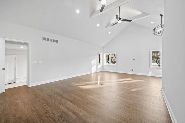 132 Fontana AVENUE, Fontana, WI 53125