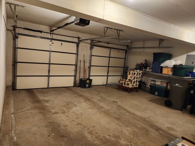 9249 Cliffside Lane, Orland Park, IL 60462