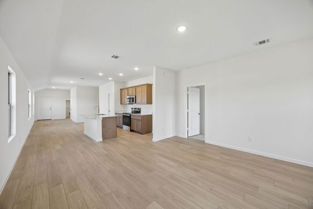 831 Hillcrest Bouvelard, Princeton, TX 75407