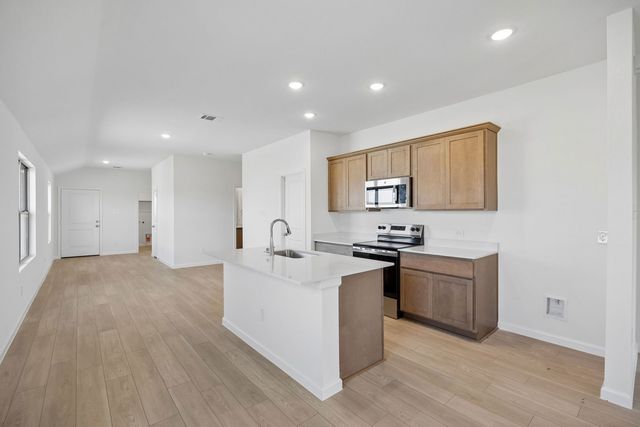 831 Hillcrest Bouvelard, Princeton, TX 75407