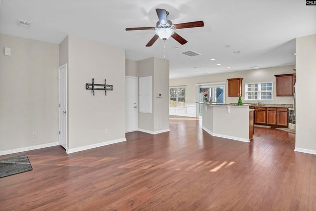 135 Bonhill Dr, Cayce, SC 29033