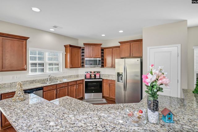 135 Bonhill Dr, Cayce, SC 29033