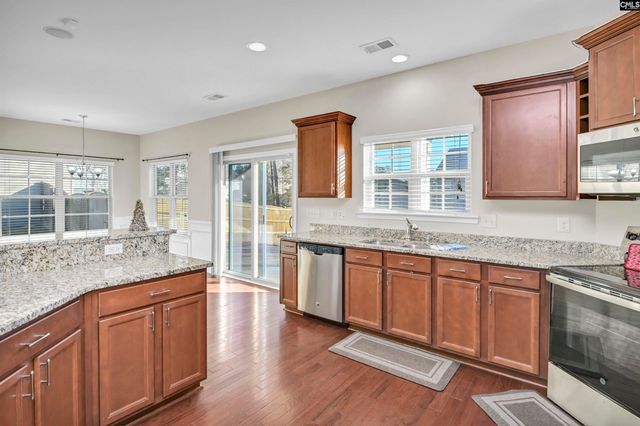 135 Bonhill Dr, Cayce, SC 29033