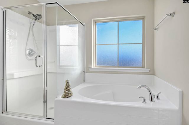 135 Bonhill Dr, Cayce, SC 29033