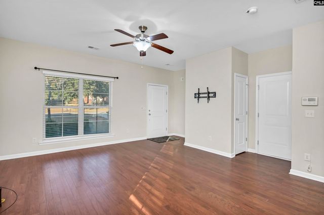 135 Bonhill Dr, Cayce, SC 29033