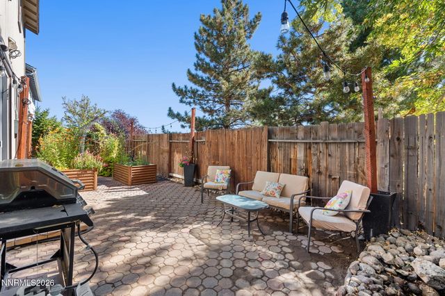 2448 Bentley Drive, Reno, NV 89523