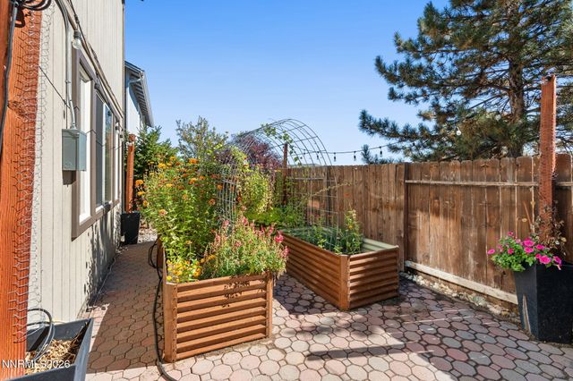 2448 Bentley Drive, Reno, NV 89523