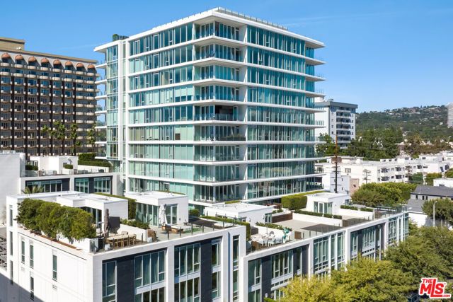 9000 W 3rd Street 208, Los Angeles, CA 90048