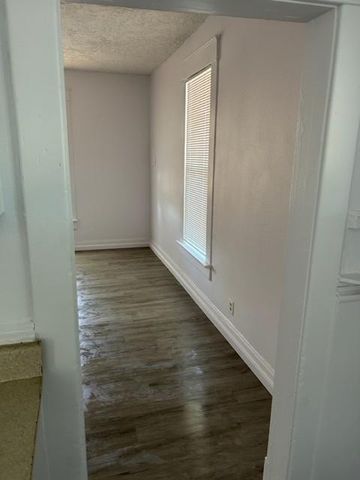 1102 Edith Boulevard SE Unit 1, Albuquerque, NM 87102