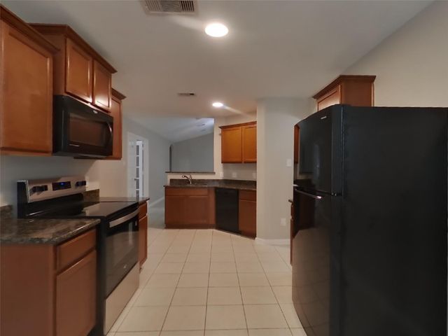 308 Summer Horse Drive, La Marque, TX 77568