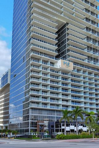 1100 Biscayne Blvd 5203, Miami, FL 33132