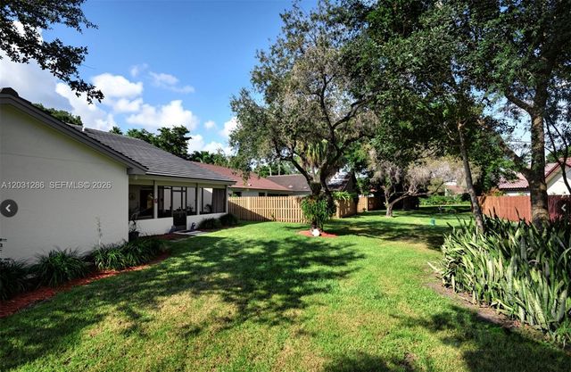 2182 Montpeliar, Weston, FL 33326