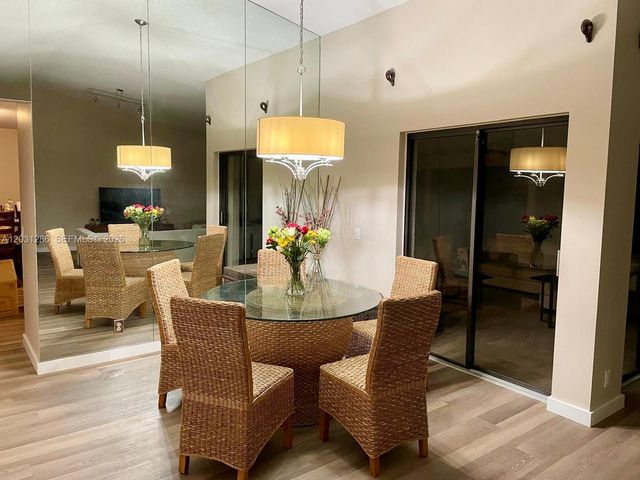 2182 Montpeliar, Weston, FL 33326