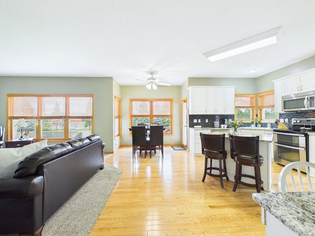 5680 Newgate Circle N, Stillwater, MN 55082