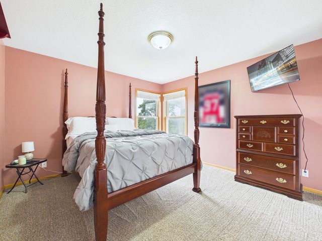 5680 Newgate Circle N, Stillwater, MN 55082
