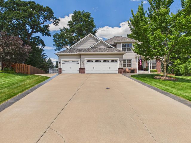 5680 Newgate Circle N, Stillwater, MN 55082