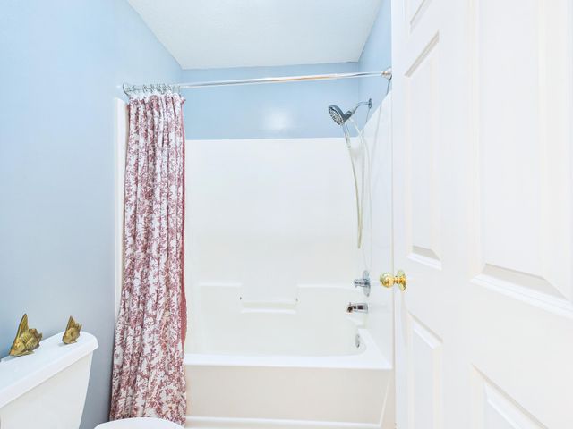 5680 Newgate Circle N, Stillwater, MN 55082