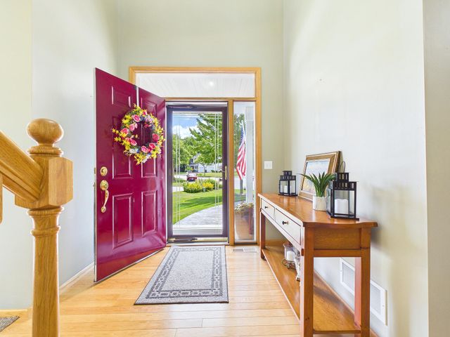 5680 Newgate Circle N, Stillwater, MN 55082