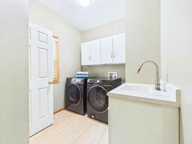 5680 Newgate Circle N, Stillwater, MN 55082