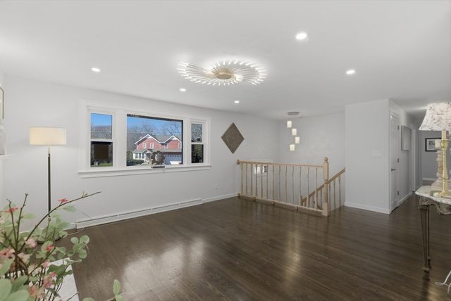 607 Turnpike St, Stoughton, MA 02072