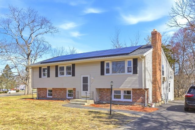 607 Turnpike St, Stoughton, MA 02072