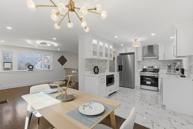 607 Turnpike St, Stoughton, MA 02072