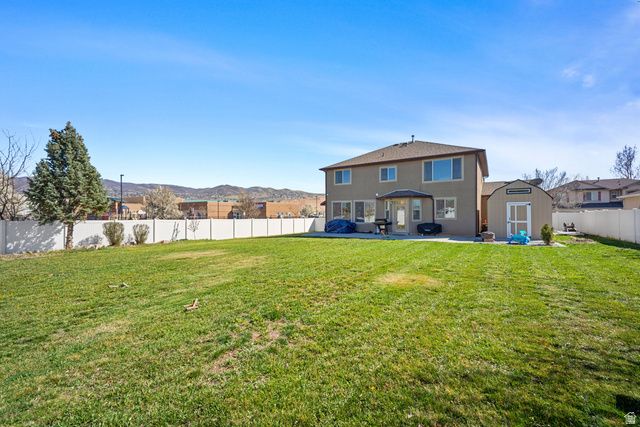 824 W SOUTHHAMPTON DR, North Salt Lake, UT 84054