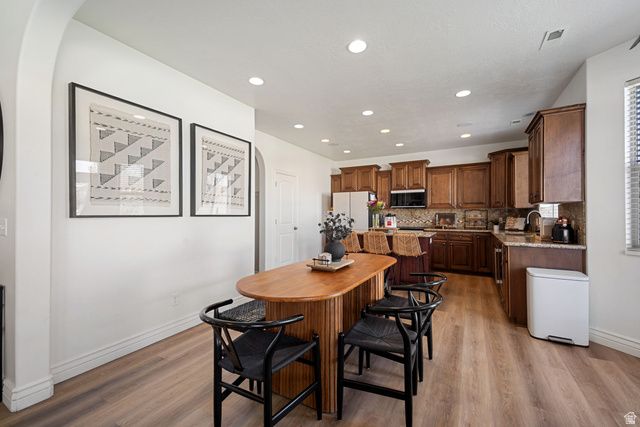 824 W SOUTHHAMPTON DR, North Salt Lake, UT 84054