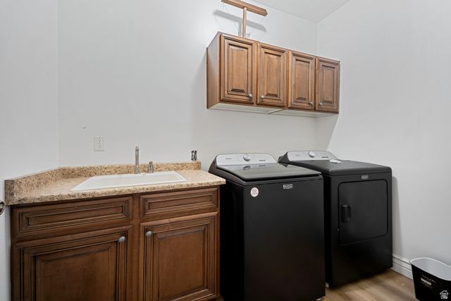 824 W SOUTHHAMPTON DR, North Salt Lake, UT 84054