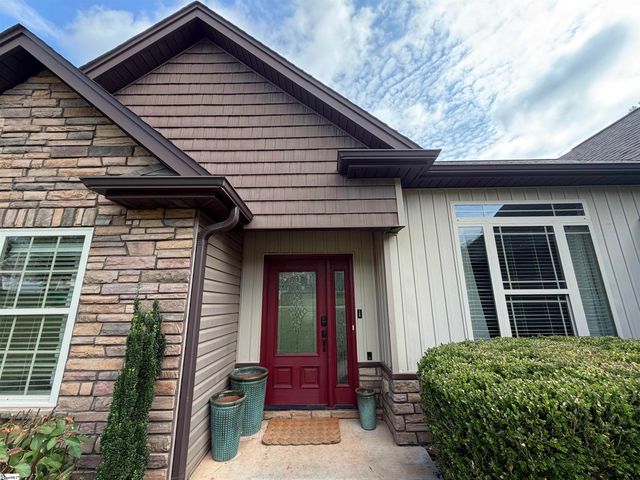 449 Abberly Lane, Boiling Springs, SC 29316
