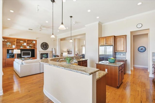 2471 Walden View Ln, Lincoln, CA 95648
