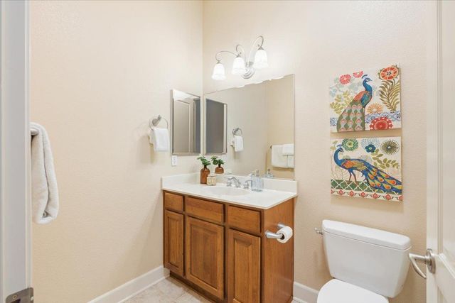 2471 Walden View Ln, Lincoln, CA 95648