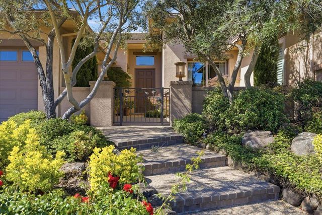 2471 Walden View Ln, Lincoln, CA 95648