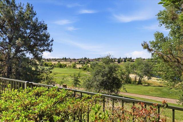 2471 Walden View Ln, Lincoln, CA 95648