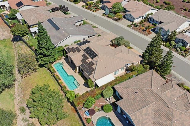 2471 Walden View Ln, Lincoln, CA 95648