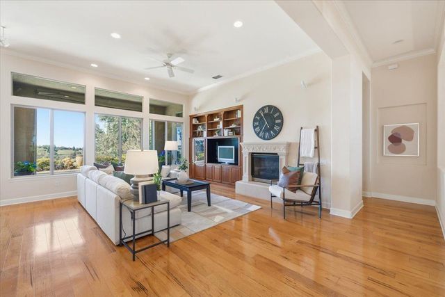 2471 Walden View Ln, Lincoln, CA 95648