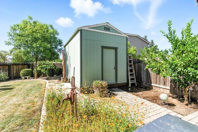 9028 Brittany Park Dr, Sacramento, CA 95829