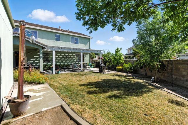 9028 Brittany Park Dr, Sacramento, CA 95829